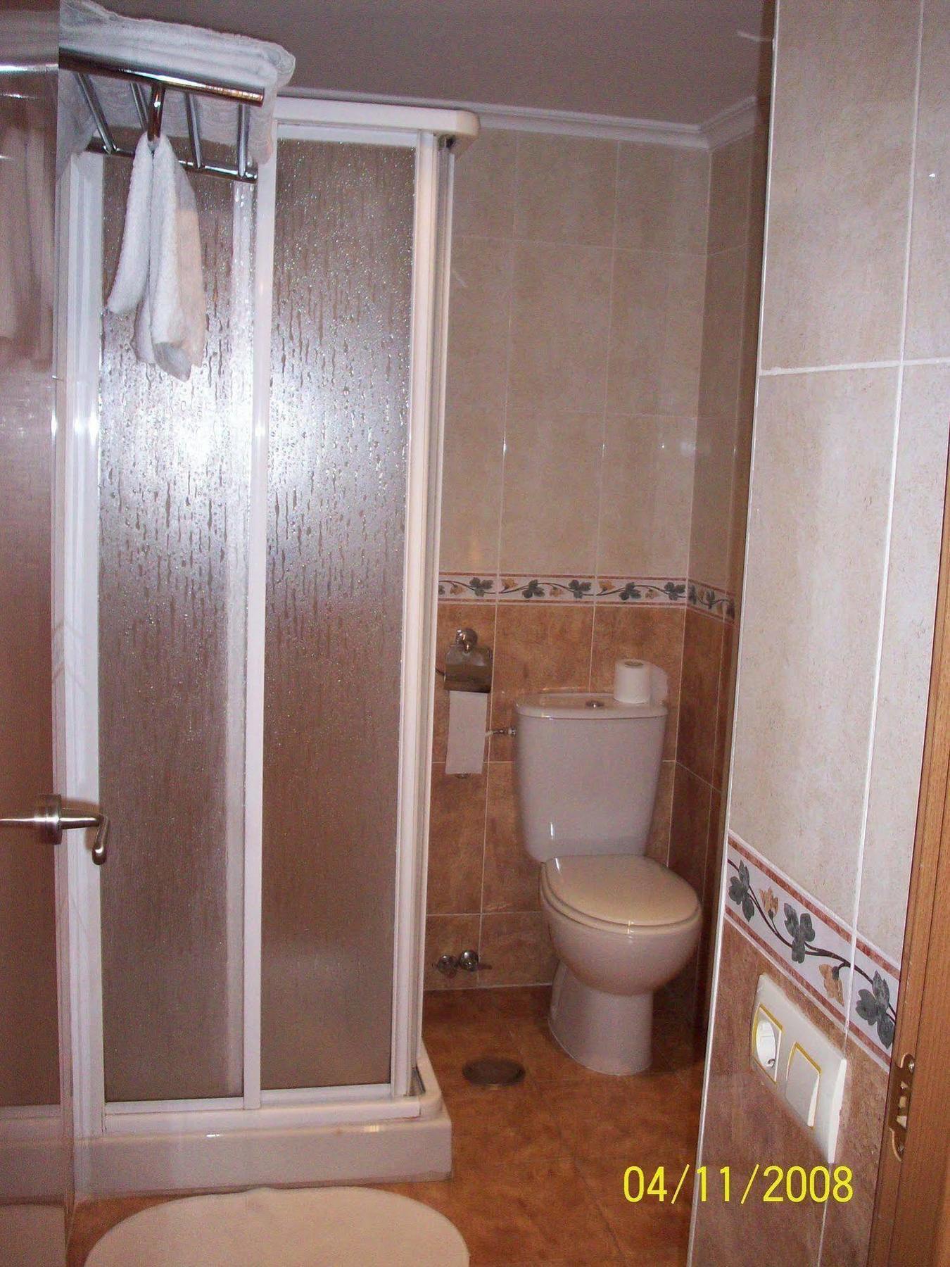 Hostal Alvarez Οβιέδο Εξωτερικό φωτογραφία